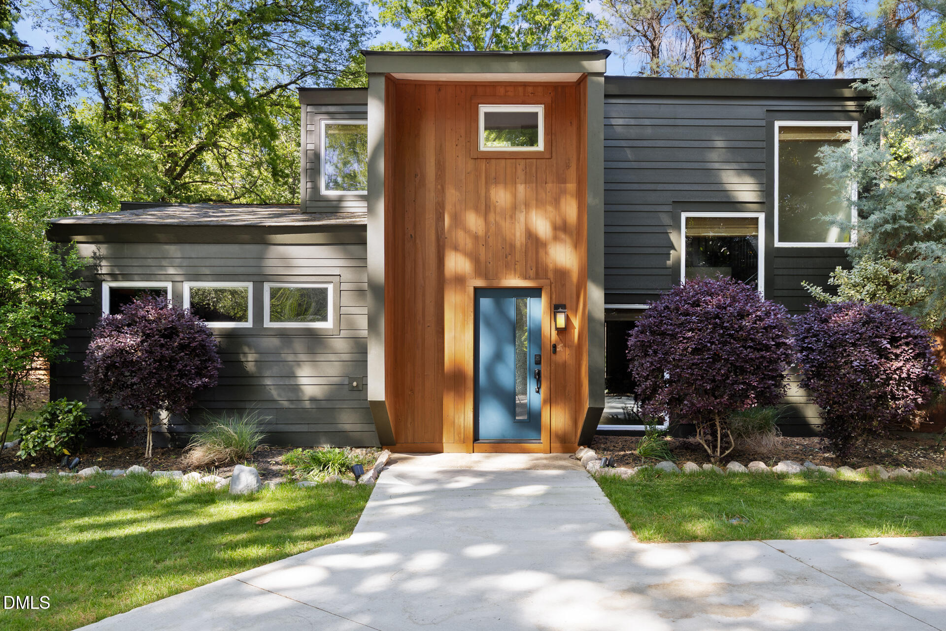 5208 Saddle Court Raleigh, NC 27609 - Photo 3 of 43 5208-Saddle-102