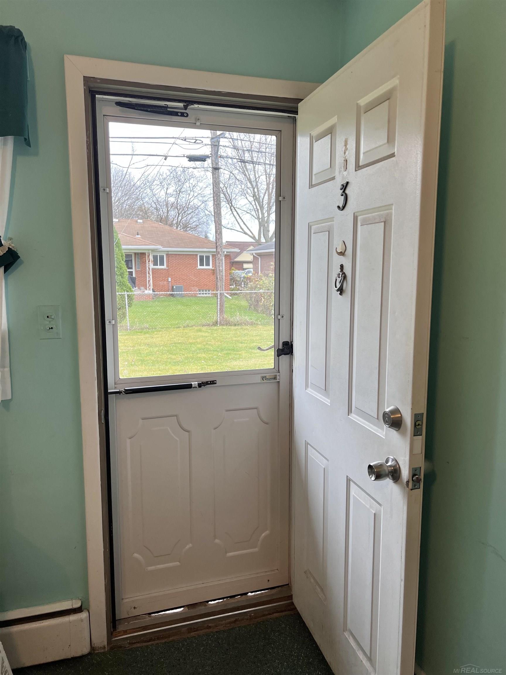 23016 Kelly Road, Unit #3 Eastpointe, MI 48021 - Photo 28 of 30