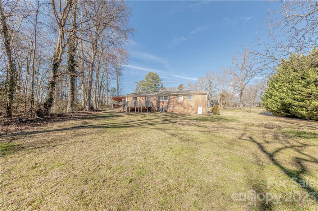 10672 Barberville Road Indian Land, SC 29707 - Photo 21 of 22 a view of a house with snow on the background