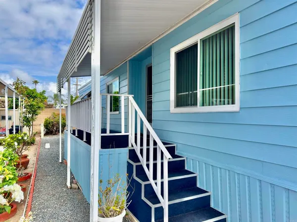 $199,000 | 445 Orange Avenue, Unit 60, Chula Vista, CA 91911
