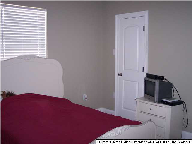13607 Peairs Road Zachary, LA 70791 - Photo 12 of 18 Gallery Image 12