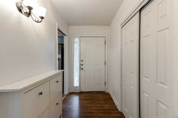 $1,395 | 354 Brettonwood Drive, San Antonio, TX 78218