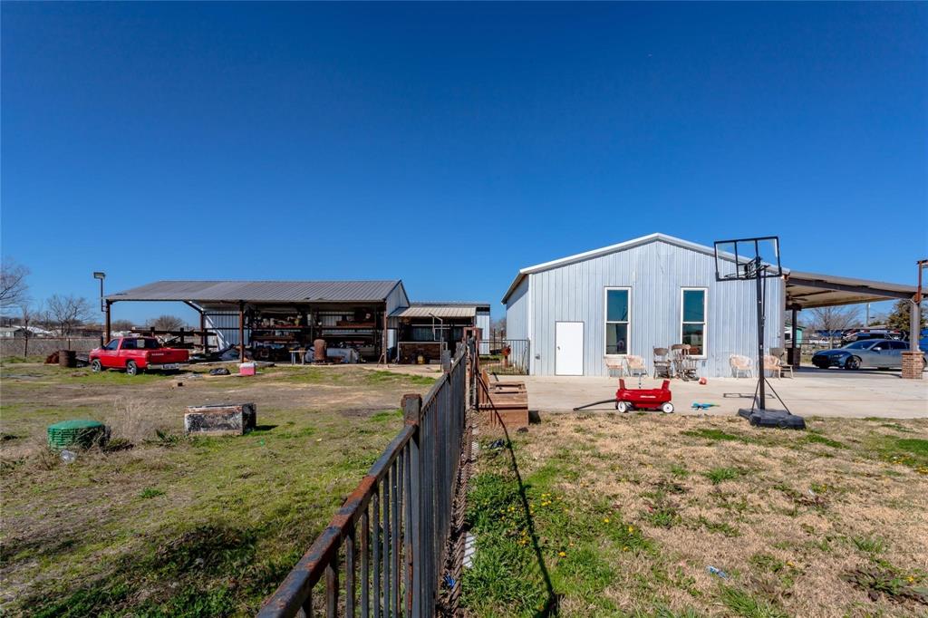 8900 Holly Road Alvarado, TX 76009 - Photo 15 of 17 Gallery Image 15