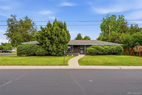 $450,000 | 9450 West Dakota Avenue, Lakewood, CO 80226