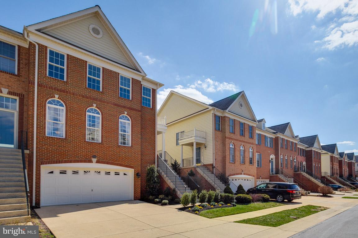 25822 Norrington Square South Riding, VA 20152 - Photo 3 of 44 2-Car Garage TH