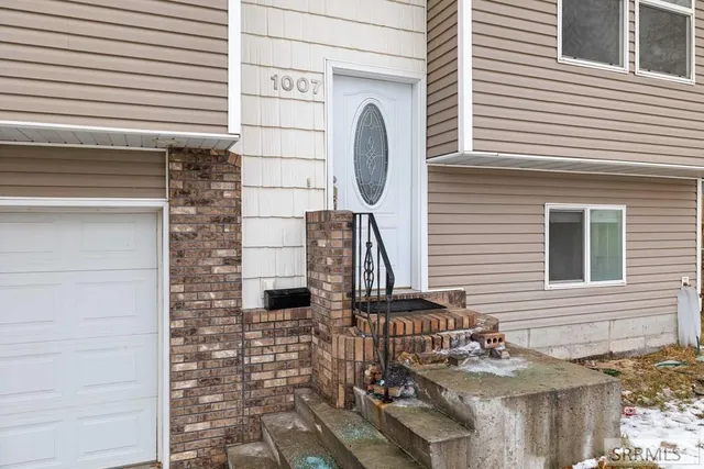 $340,000 | 1007 Falls Avenue, American Falls, ID 83211