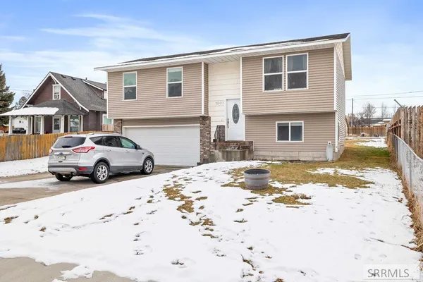 $340,000 | 1007 Falls Avenue, American Falls, ID 83211