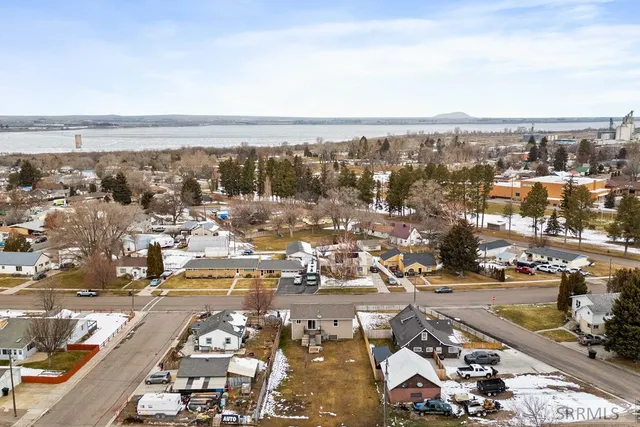 $340,000 | 1007 Falls Avenue, American Falls, ID 83211