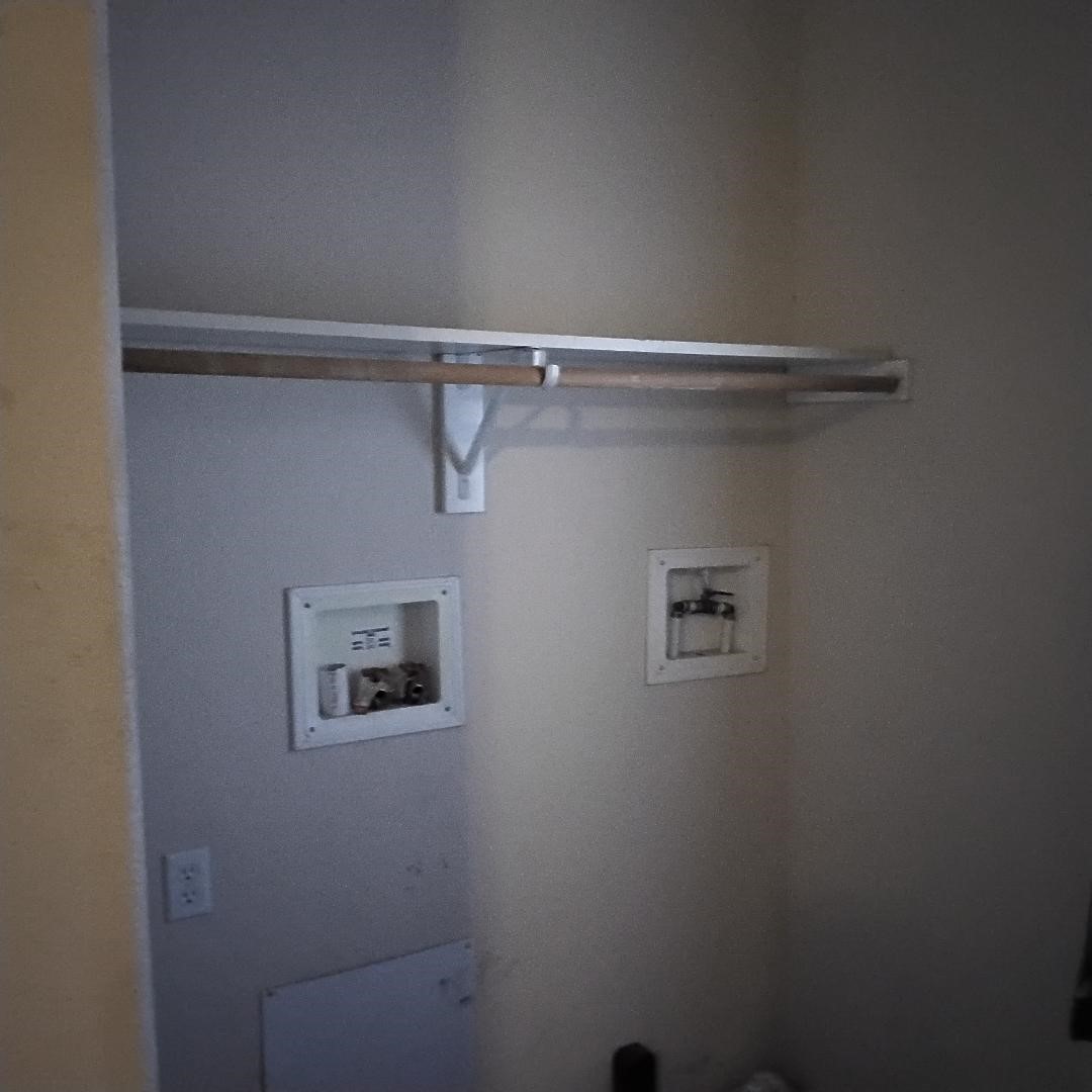 427 County Road 4822 Timpson, TX 75975 - Photo 19 of 23 a view of a small space