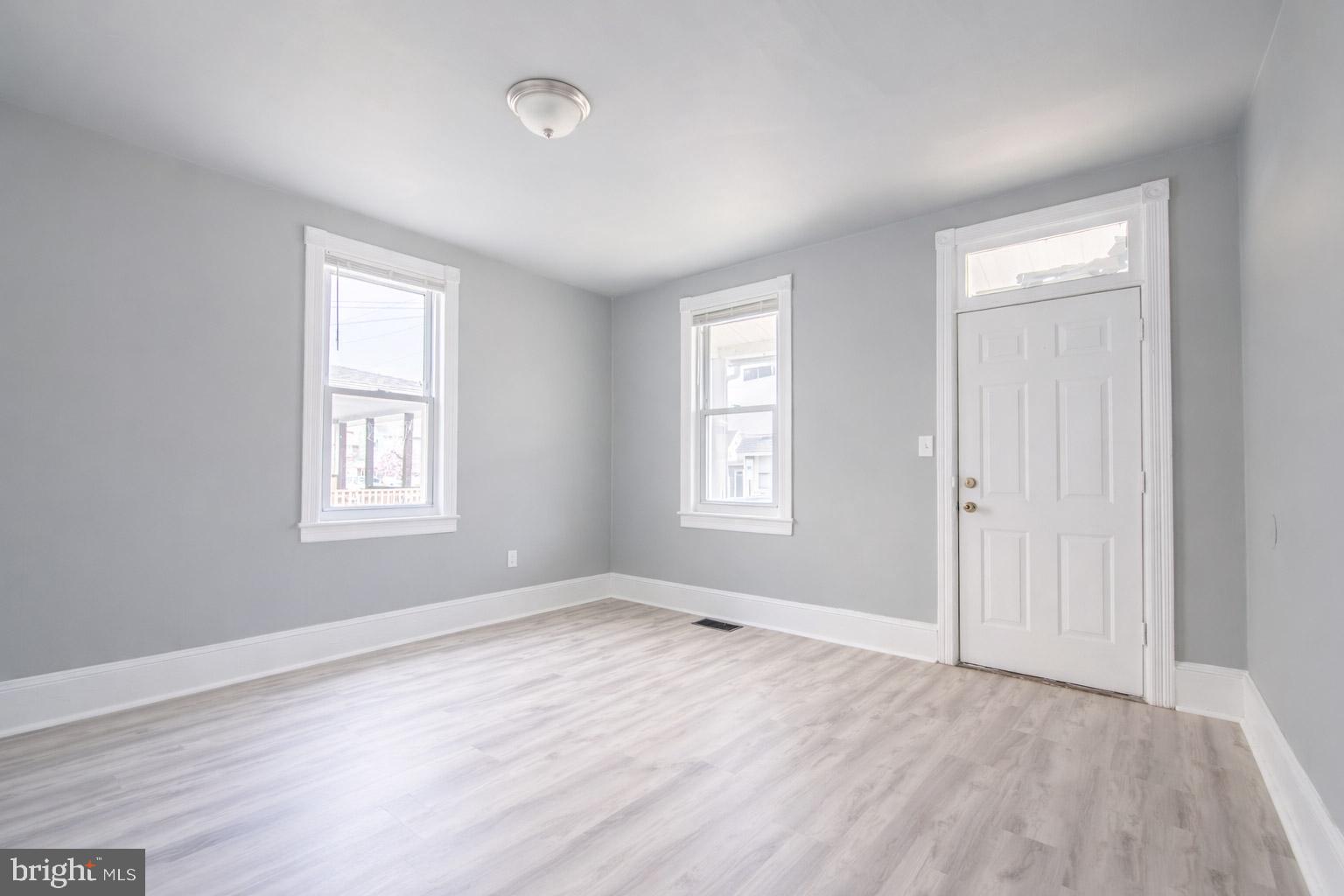 424 Kossuth Street Riverside, NJ 08075 - Photo 5 of 12