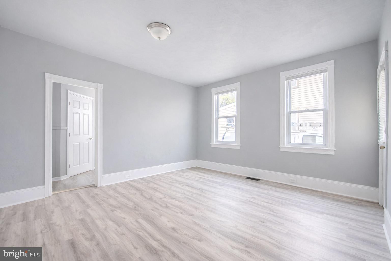 424 Kossuth Street Riverside, NJ 08075 - Photo 6 of 12