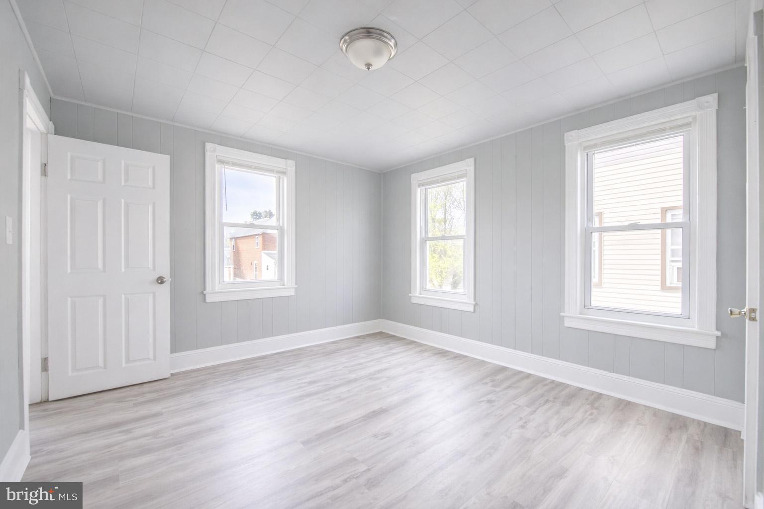 424 Kossuth Street Riverside, NJ 08075 - Photo 9 of 12