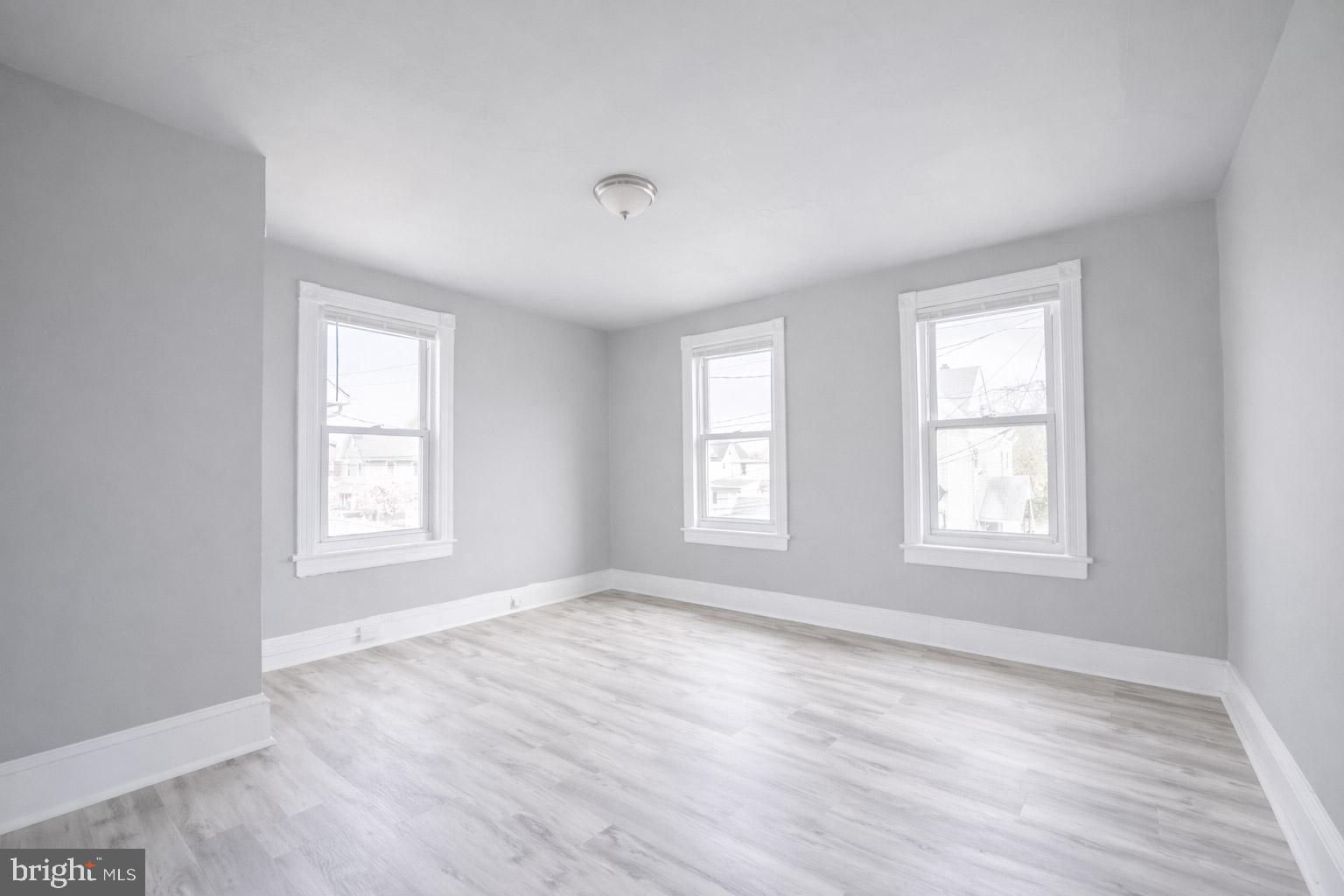 424 Kossuth Street Riverside, NJ 08075 - Photo 10 of 12