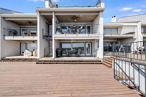 $365,000 | 1601 Judy Lynn Drive, Unit 109, Spicewood, TX 78669