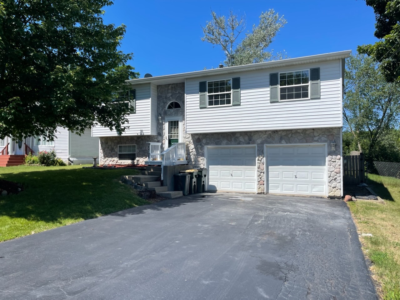 35728 North Benjamin Avenue Ingleside, IL 60041 - Photo 1 of 27