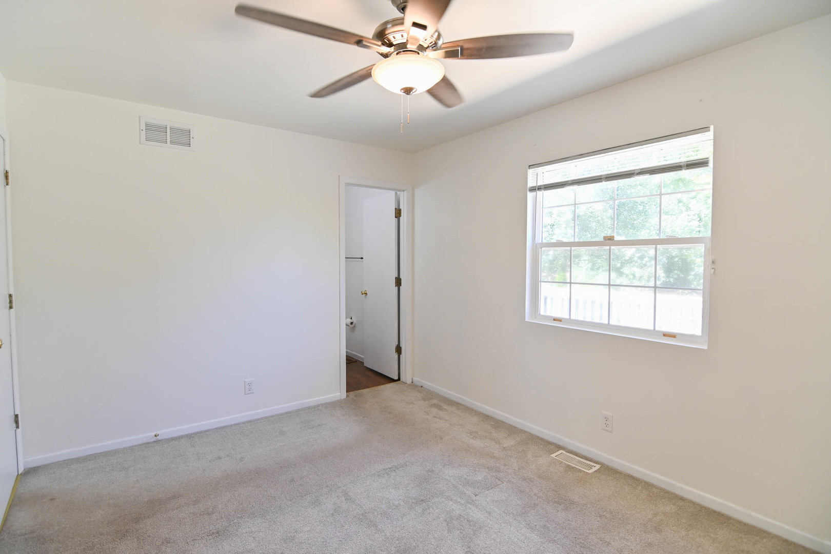 35728 North Benjamin Avenue Ingleside, IL 60041 - Photo 12 of 27