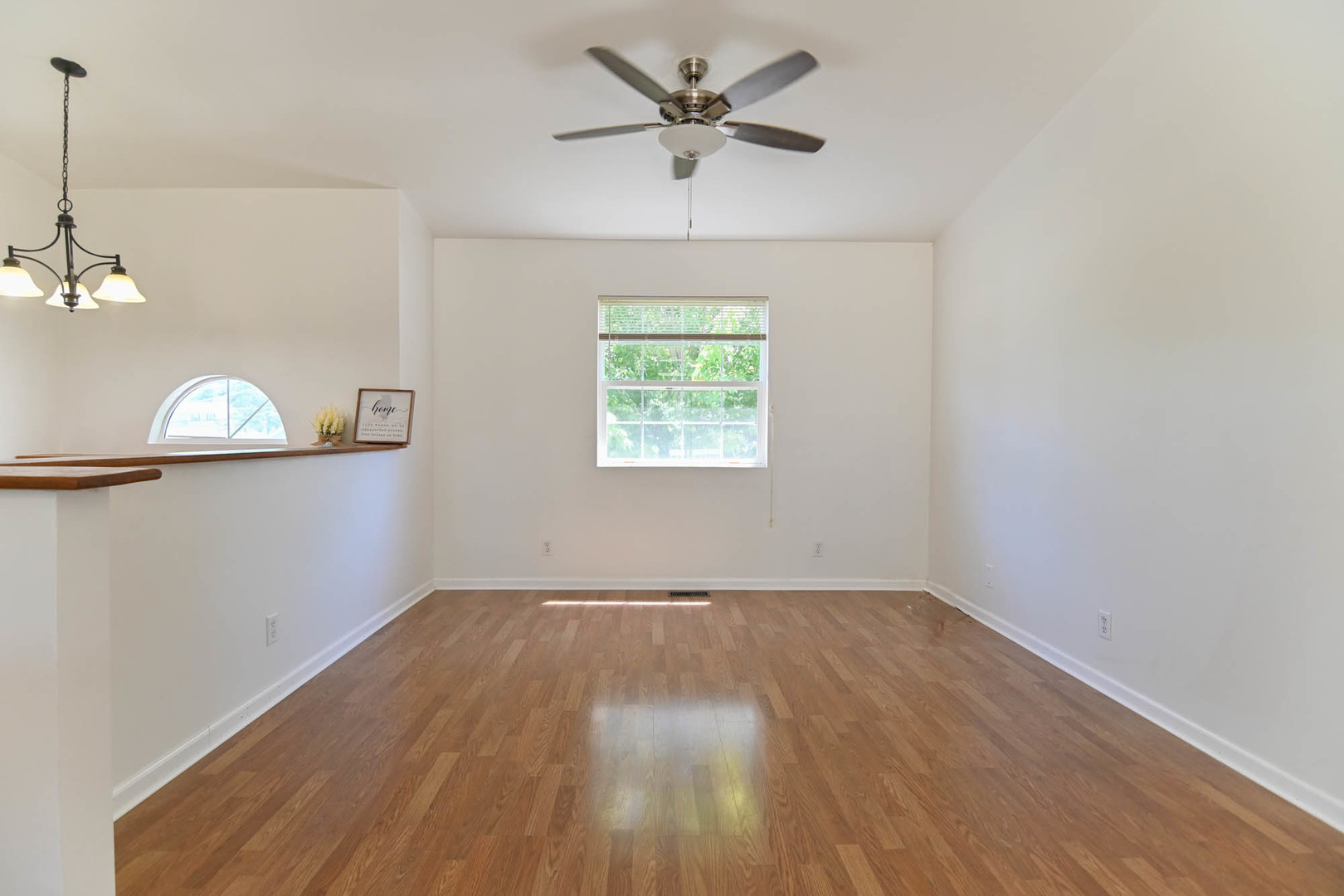 35728 North Benjamin Avenue Ingleside, IL 60041 - Photo 2 of 27