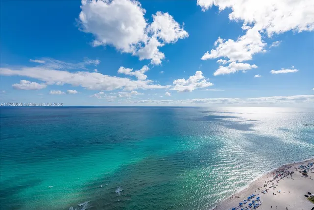 $44,000 | 17749 Collins Avenue, Unit 3101, Sunny Isles Beach, FL 33160