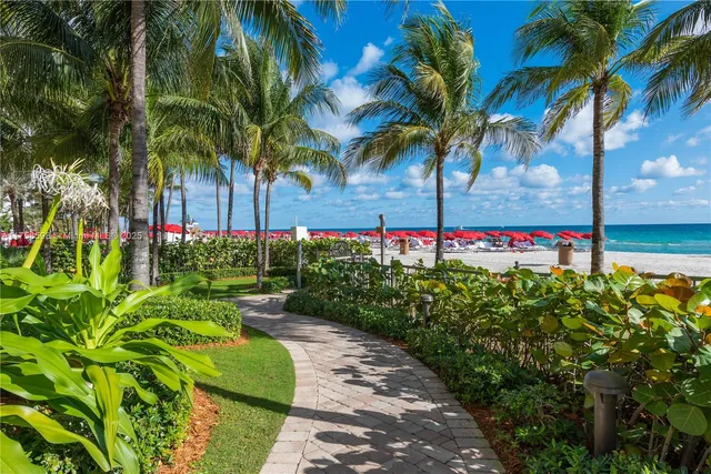 $44,000 | 17749 Collins Avenue, Unit 3101, Sunny Isles Beach, FL 33160