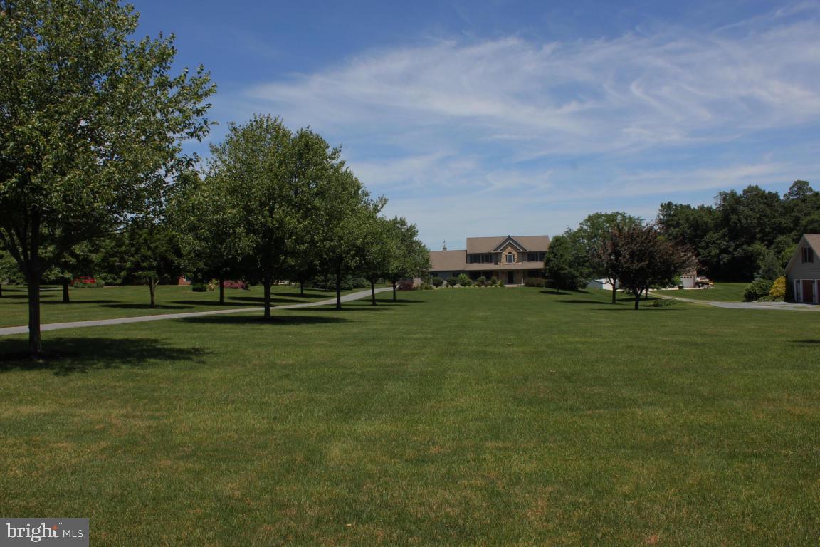 363 Fairview Road Manheim, PA 17545 - Photo 8 of 68