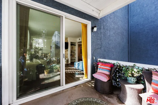 $719,000 | 17711 Margate Street, Unit 211, Encino, CA 91316