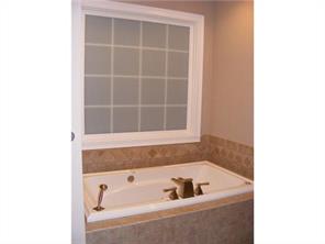 6030 Hickory Road Indianapolis, IN 46259 - Photo 18 of 24 Gallery Image 18