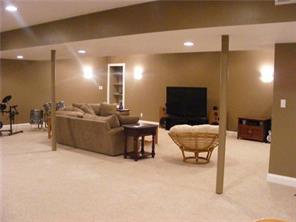 6030 Hickory Road Indianapolis, IN 46259 - Photo 23 of 24 Gallery Image 23