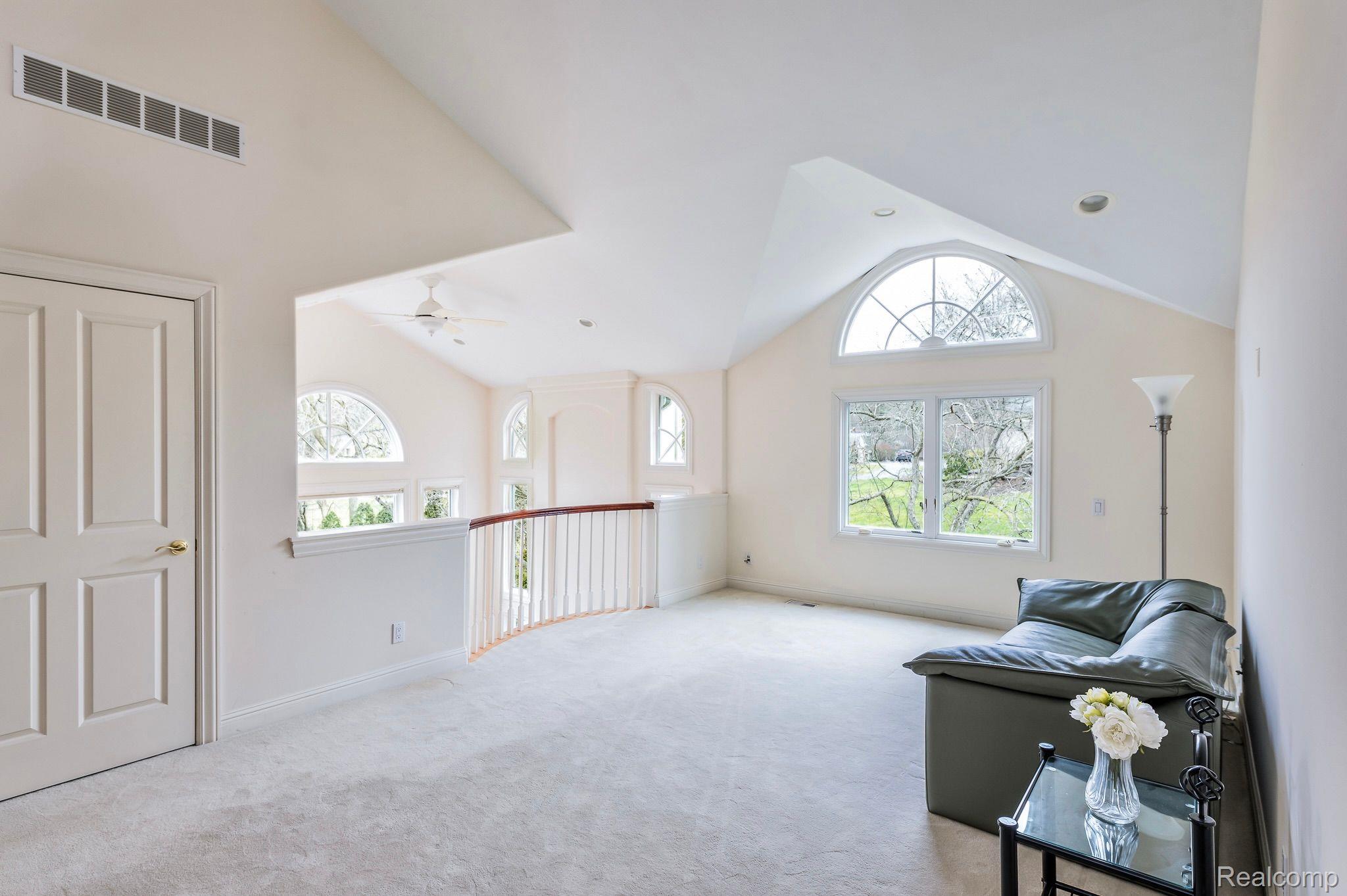 839 Rock Spring Road Bloomfield Hills, MI 48304 - Photo 20 of 26 In-Law Suite Great Room