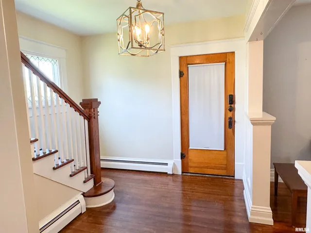 $275,000 | 102 Southeast Front Street, Dongola, IL 62926