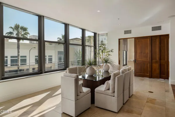 $3,699,000 | 345 East Colorado Boulevard, Unit 302, Pasadena, CA 91101