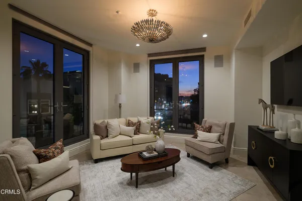 $3,699,000 | 345 East Colorado Boulevard, Unit 302, Pasadena, CA 91101
