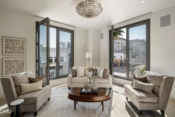 $3,699,000 | 345 East Colorado Boulevard, Unit 302, Pasadena, CA 91101