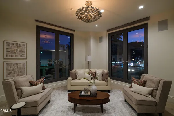 $3,699,000 | 345 East Colorado Boulevard, Unit 302, Pasadena, CA 91101