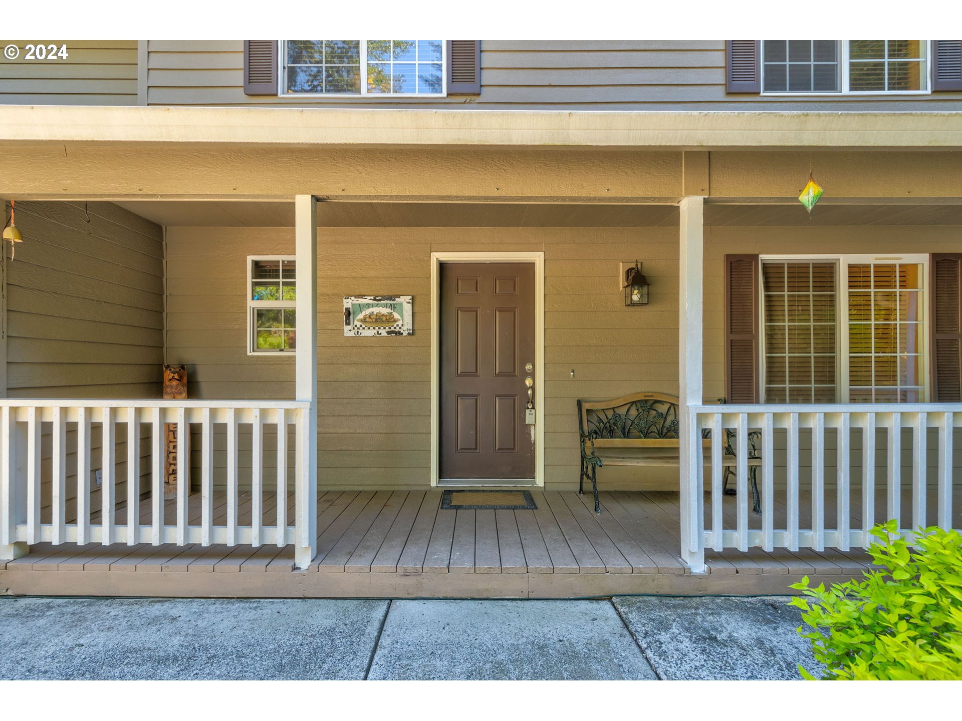 30121 Northeast Harrison Road Battle Ground, WA 98604 - Photo 11 of 40 a view of a porch with a chair