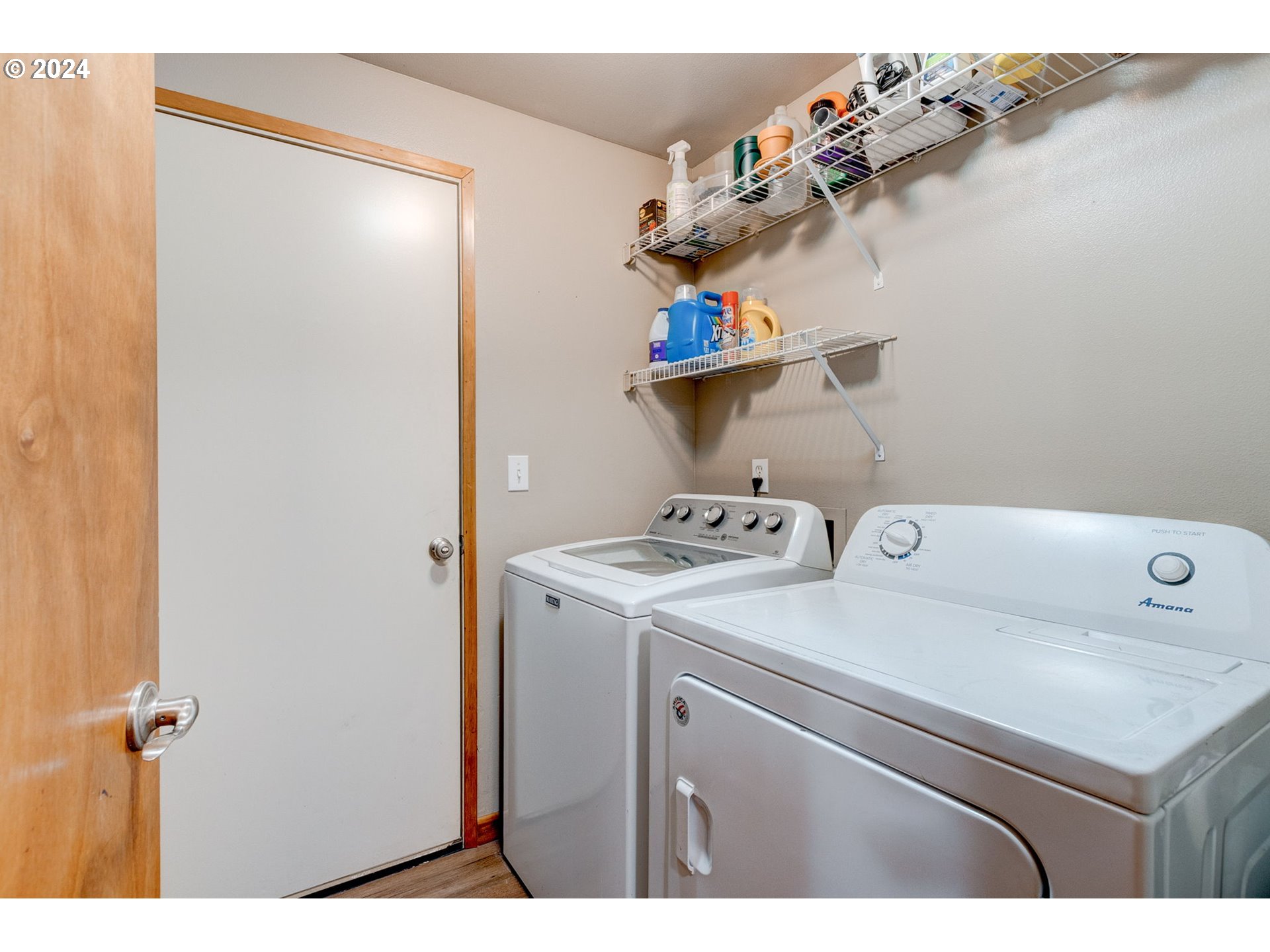 30121 Northeast Harrison Road Battle Ground, WA 98604 - Photo 20 of 40 a utility room with dryer and washer