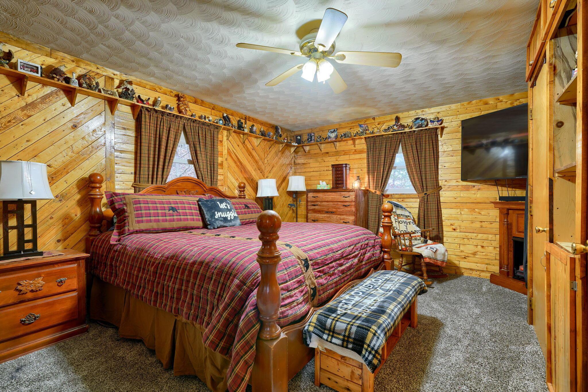 448 Jackson Furnace Road Oak Hill, OH 45656 - Photo 26 of 33 26. Primary BR2