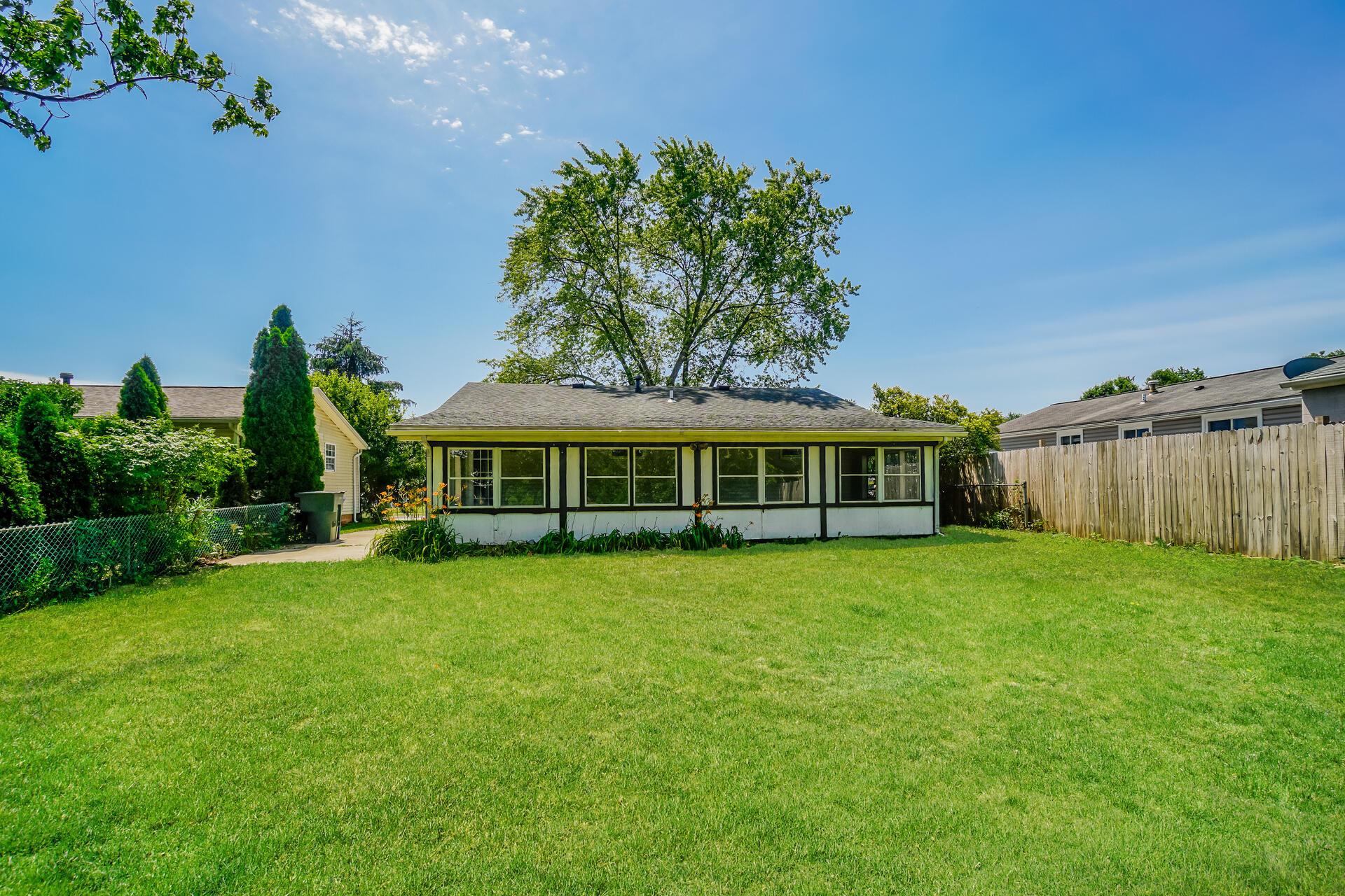 1657 Ripplebrook Road Columbus, OH 43223 - Photo 15 of 15 15 back