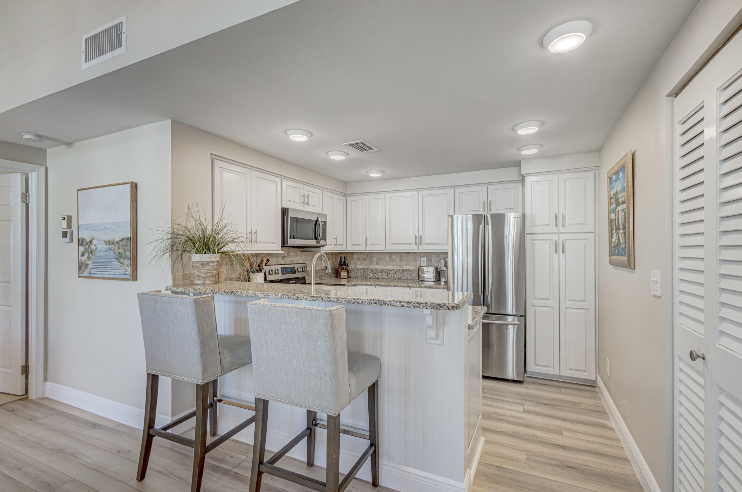 109 Mainsail Circle Jupiter, FL 33477 - Photo 22 of 55 Kitchen