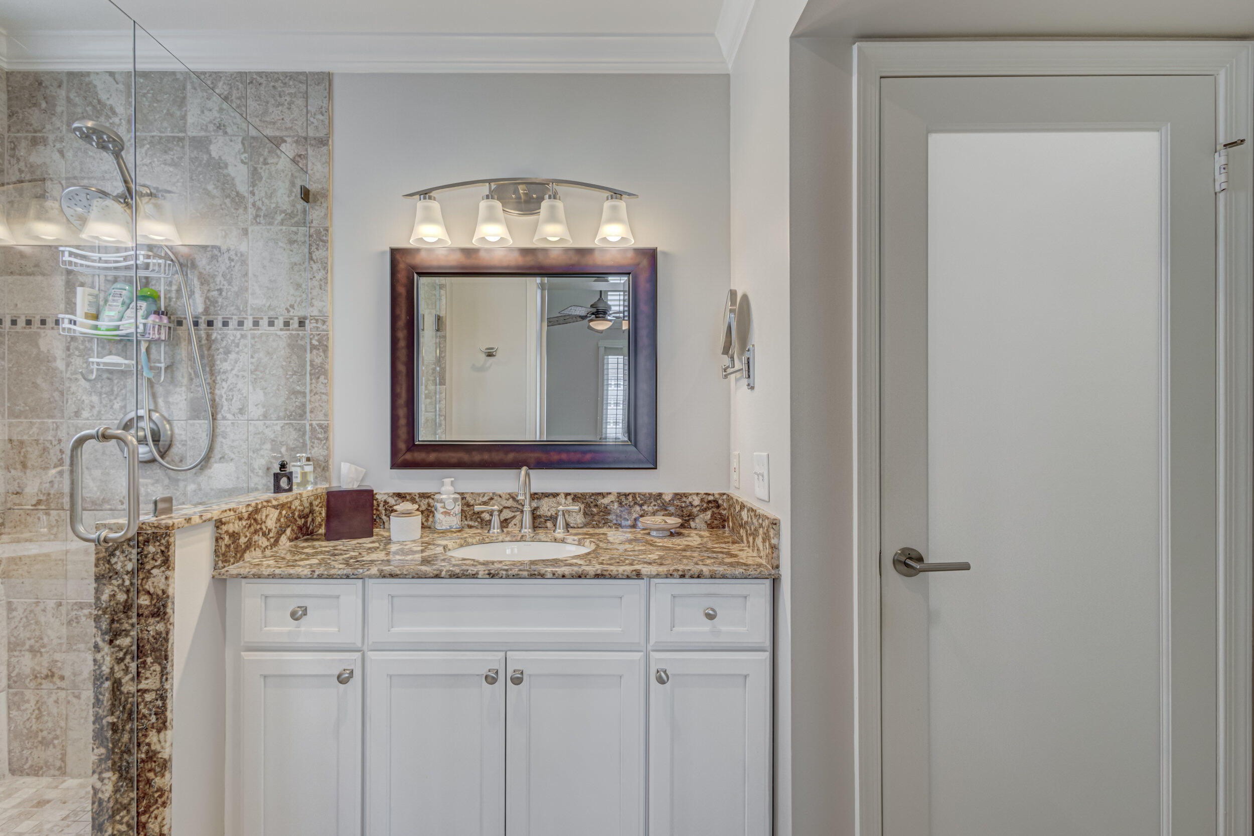 109 Mainsail Circle Jupiter, FL 33477 - Photo 35 of 55 Primary Bathroom