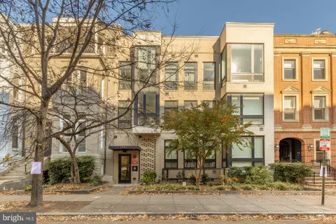 $660,000 | 1761 P Street Northwest, Unit 202, Washington, DC 20036