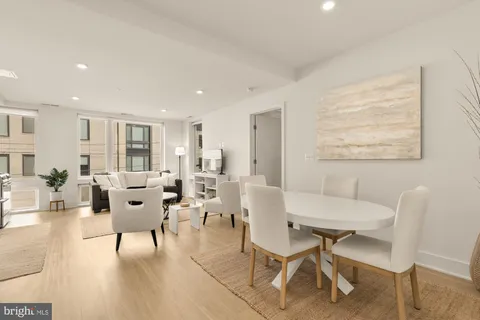 $660,000 | 1761 P Street Northwest, Unit 202, Washington, DC 20036