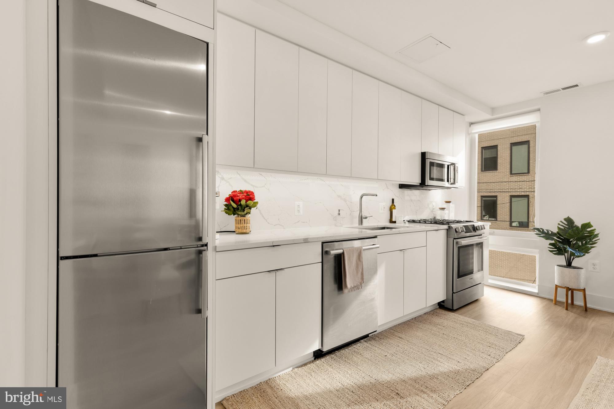 1761 P Street Northwest, Unit 202 Washington, DC 20036 - Photo 9 of 17