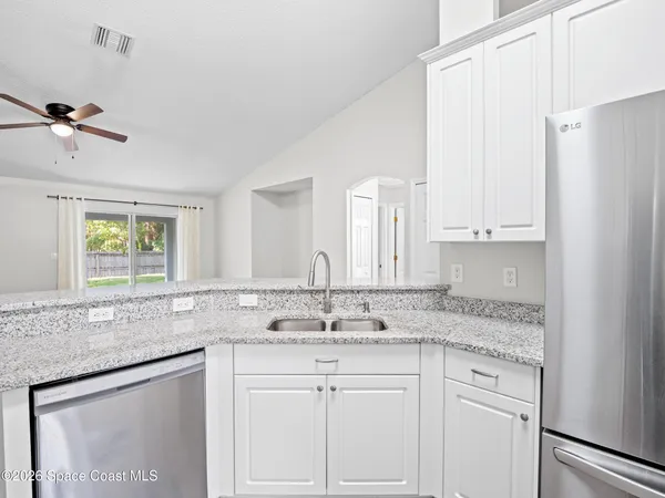 $379,900 | 5551 Cinnamon Fern Boulevard, Cocoa, FL 32927