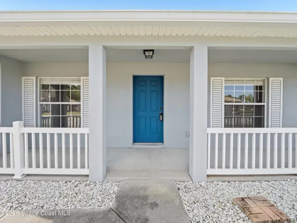 $379,900 | 5551 Cinnamon Fern Boulevard, Cocoa, FL 32927