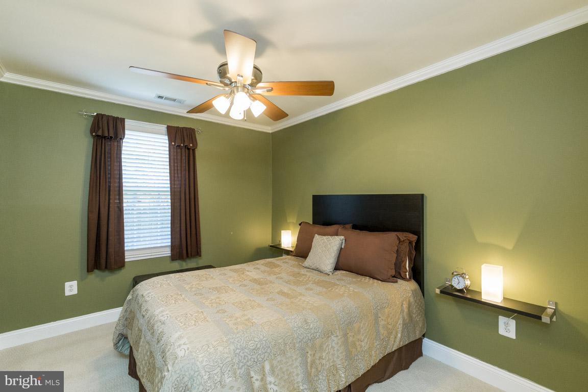 166 Magnolia Road Sterling, VA 20164 - Photo 21 of 28 Bedroom