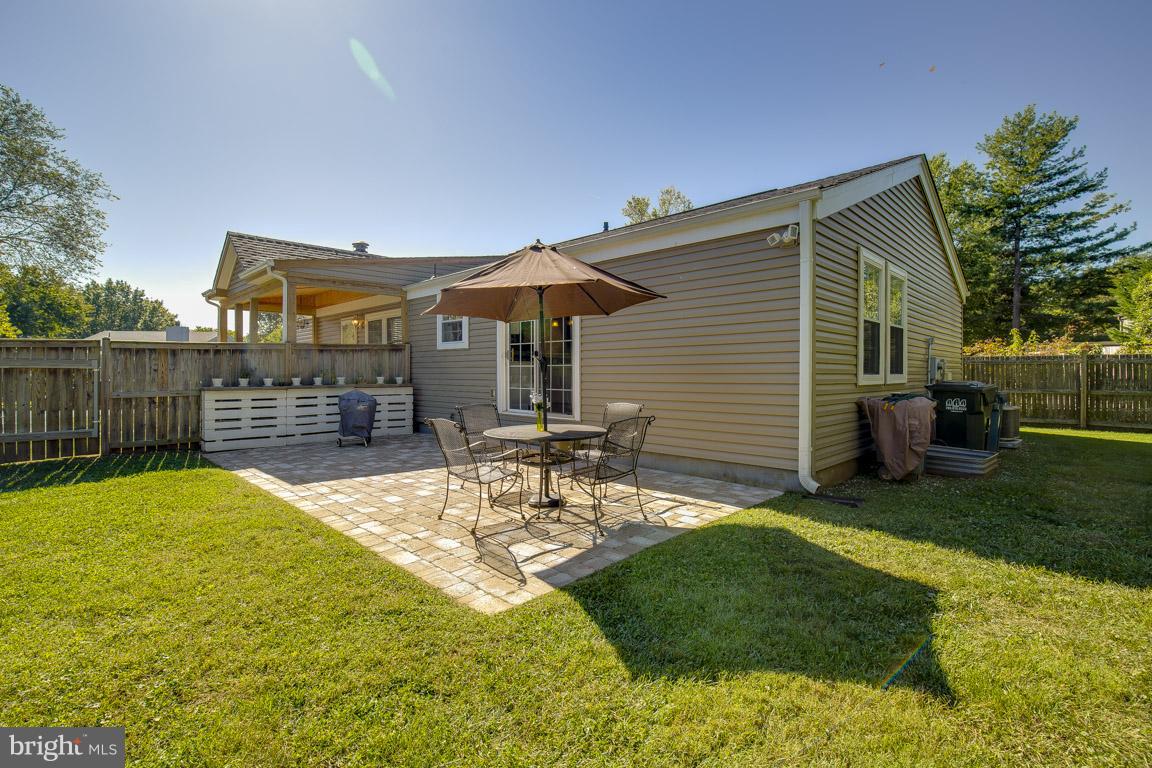 166 Magnolia Road Sterling, VA 20164 - Photo 23 of 28 Exterior (Rear)