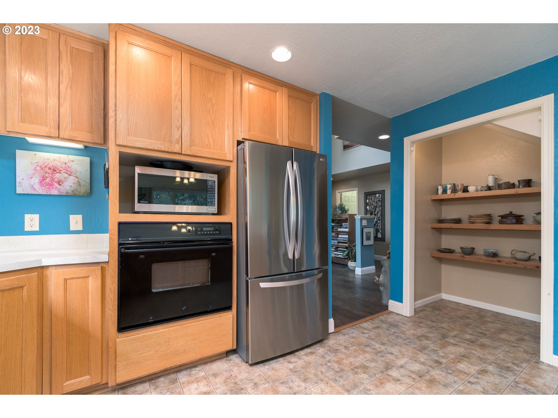 5209 Fox Hollow Road Eugene, OR 97405 - Photo 11 of 48 Kitchen