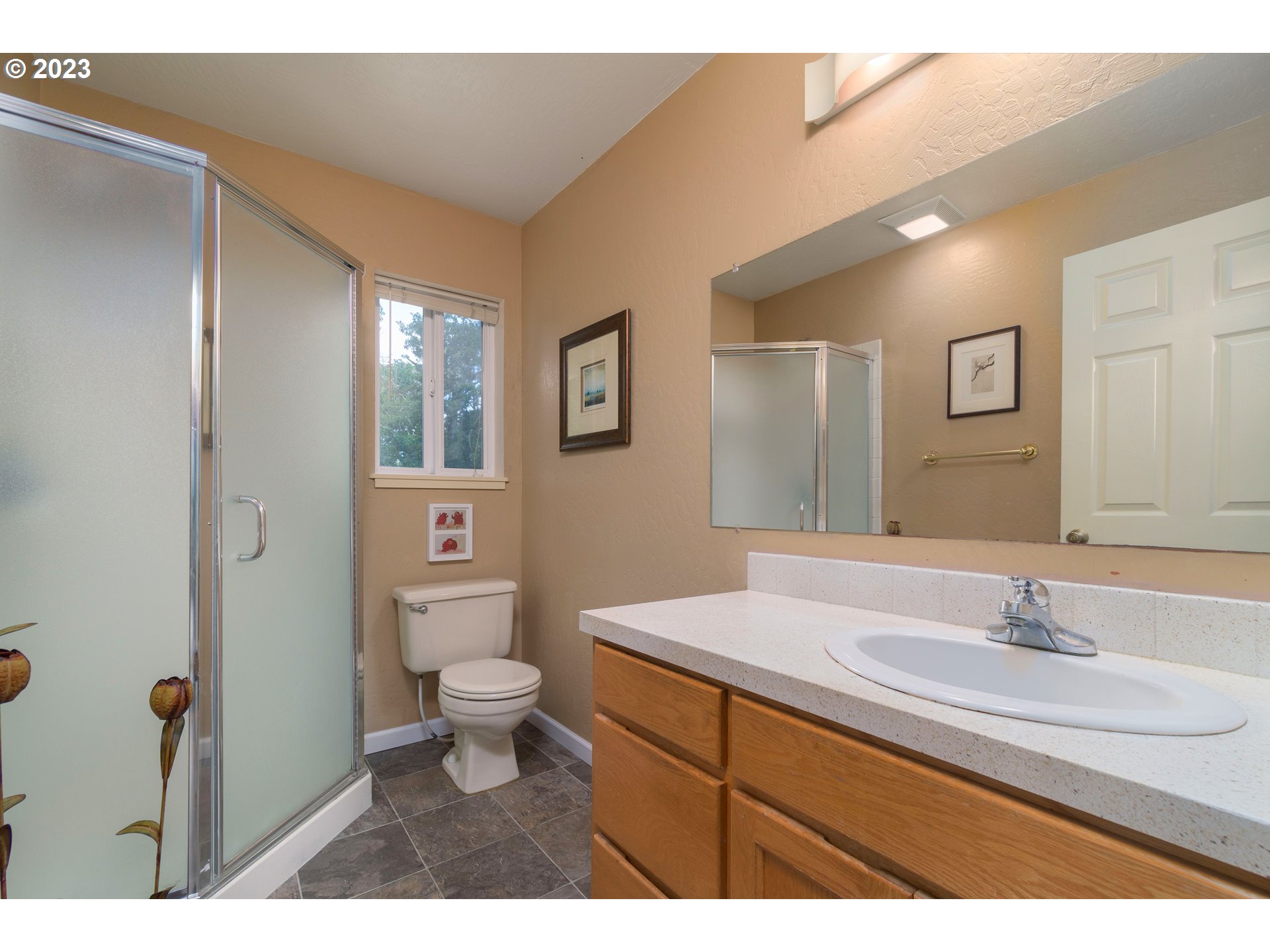 5209 Fox Hollow Road Eugene, OR 97405 - Photo 16 of 48 Bathroom
