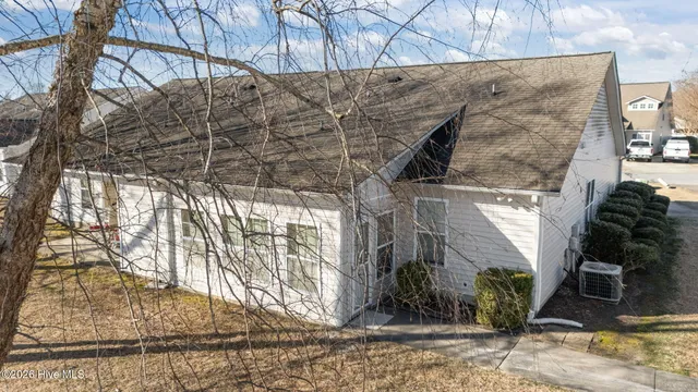 $205,000 | 2552 Saddleback Drive, Unit A, Winterville, NC 28590