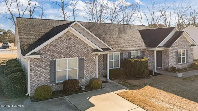 $205,000 | 2552 Saddleback Drive, Unit A, Winterville, NC 28590